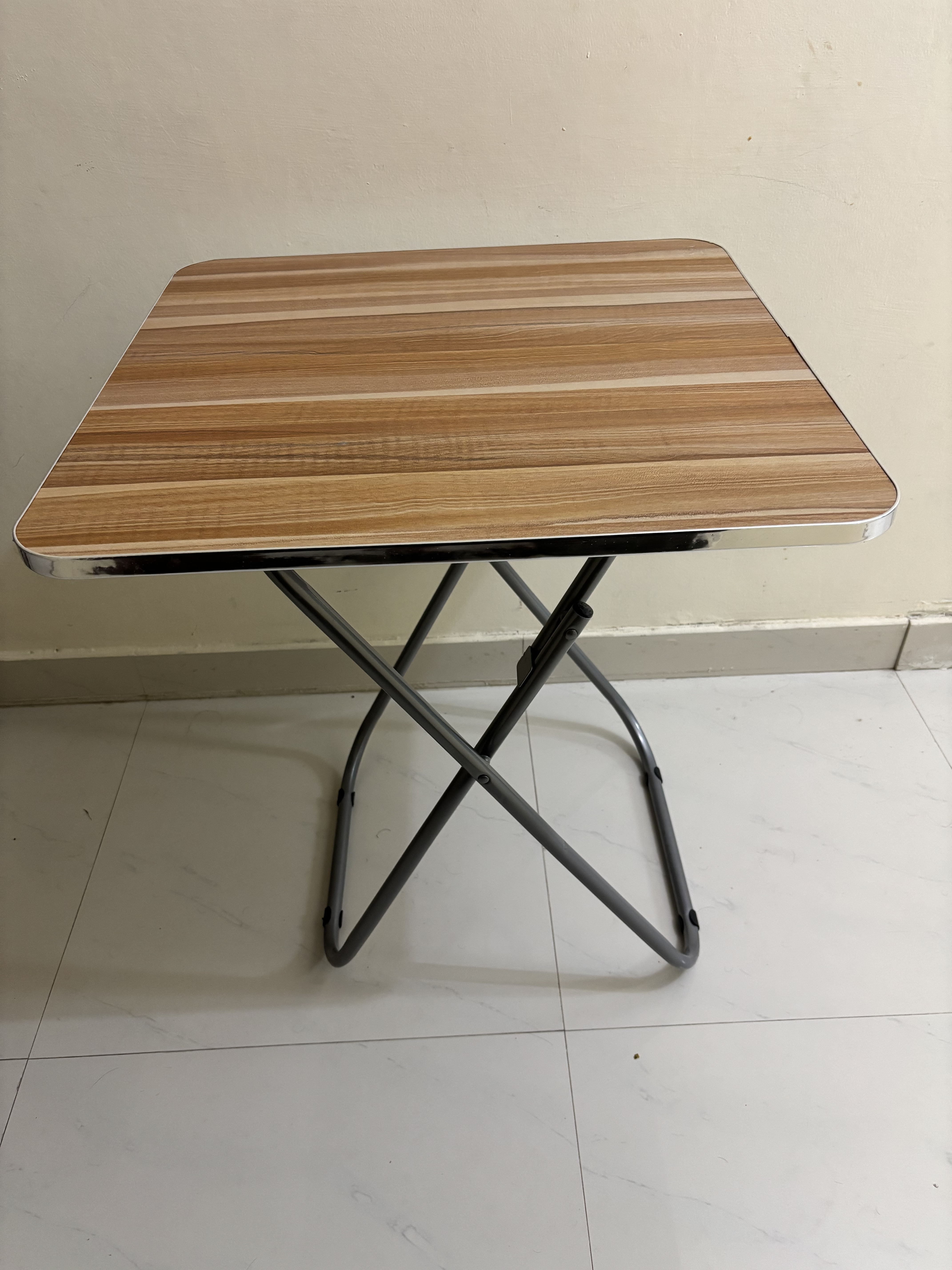 High Quality & Strong Folding Table - Image 2