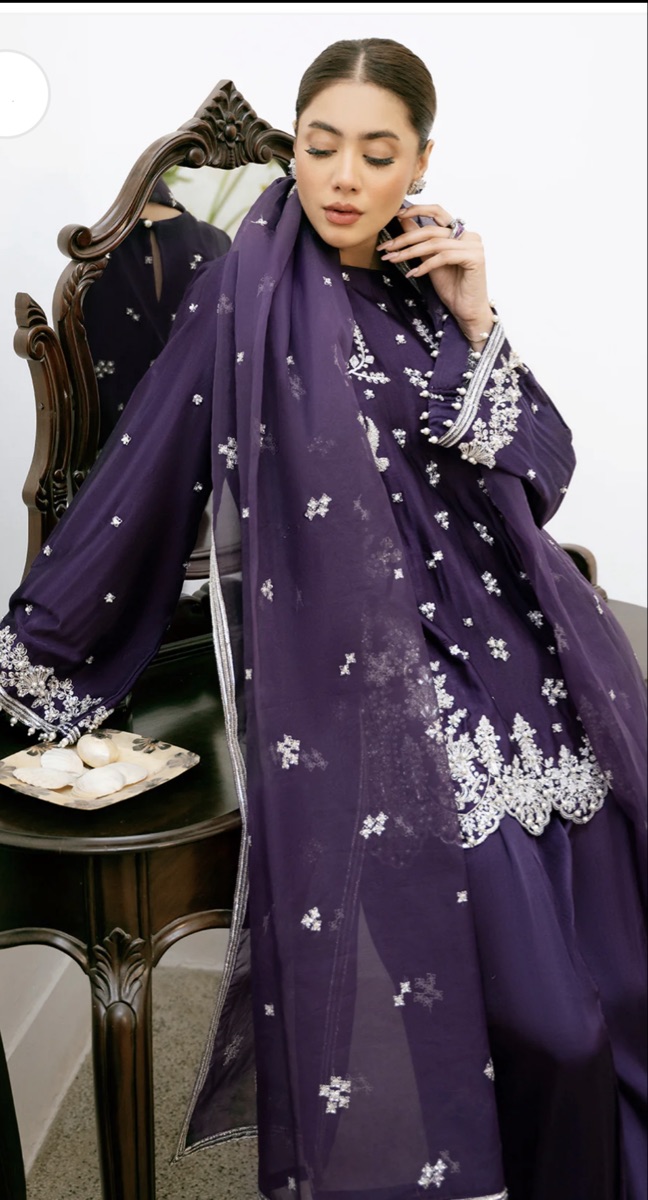 Premium silk dresses - Image 9