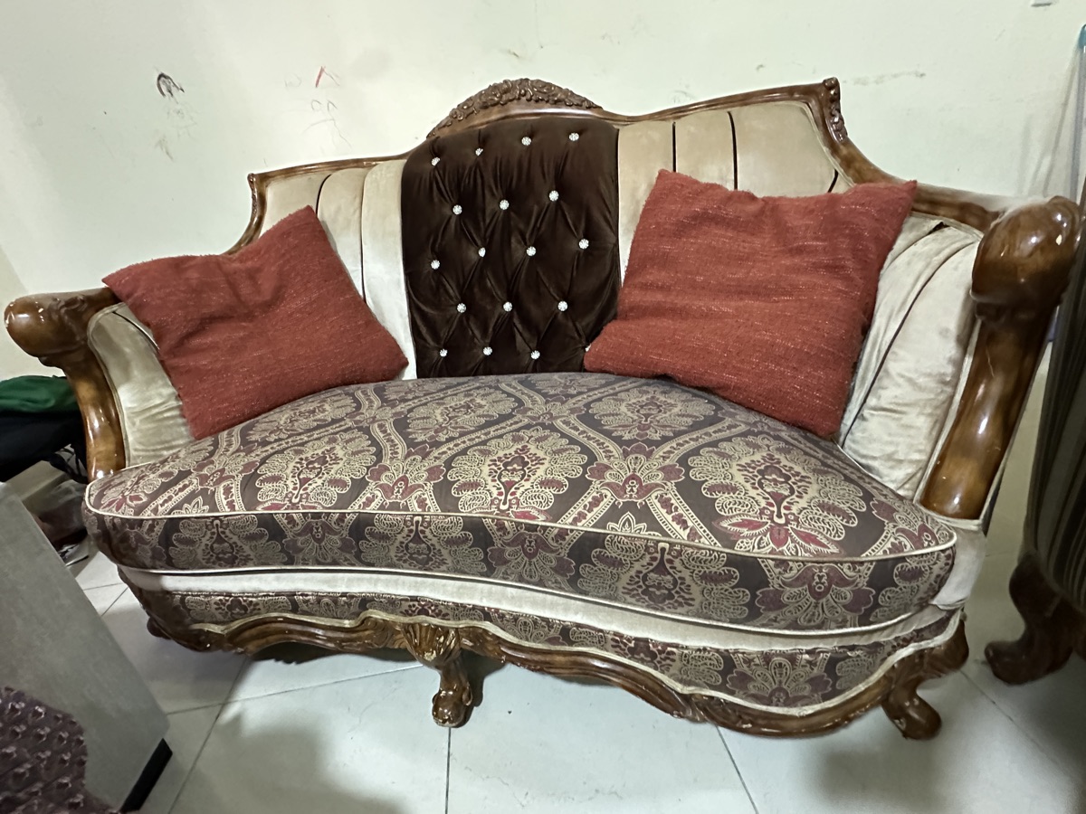 Sofa for sale - Image 2