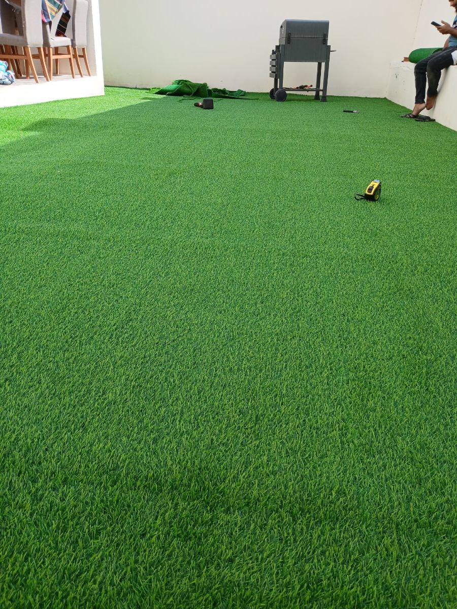 Good quality artificial grass carpet - Image 3