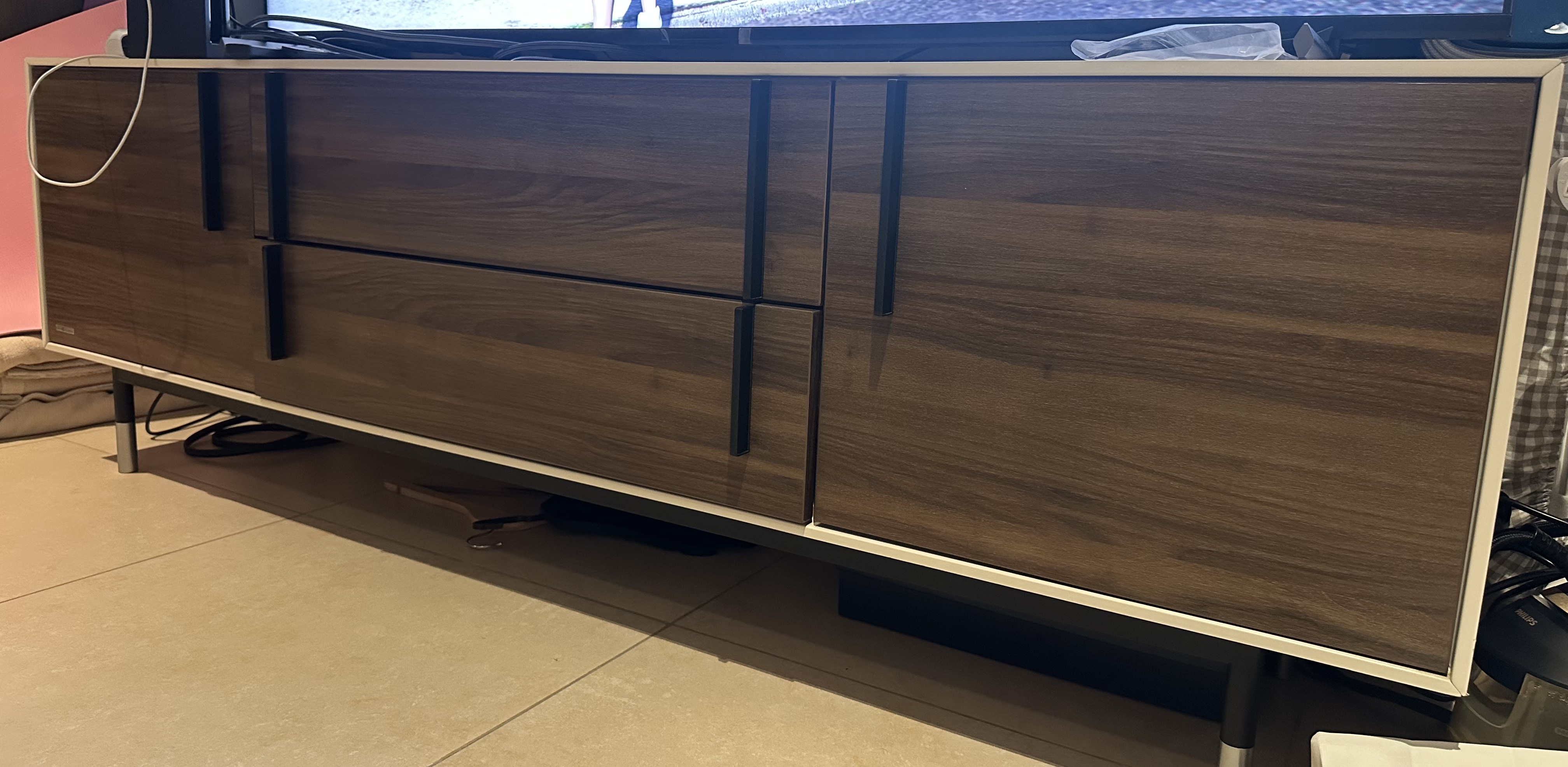 Luxury Livart style Living Room Cabinet/TV stand - Image 2