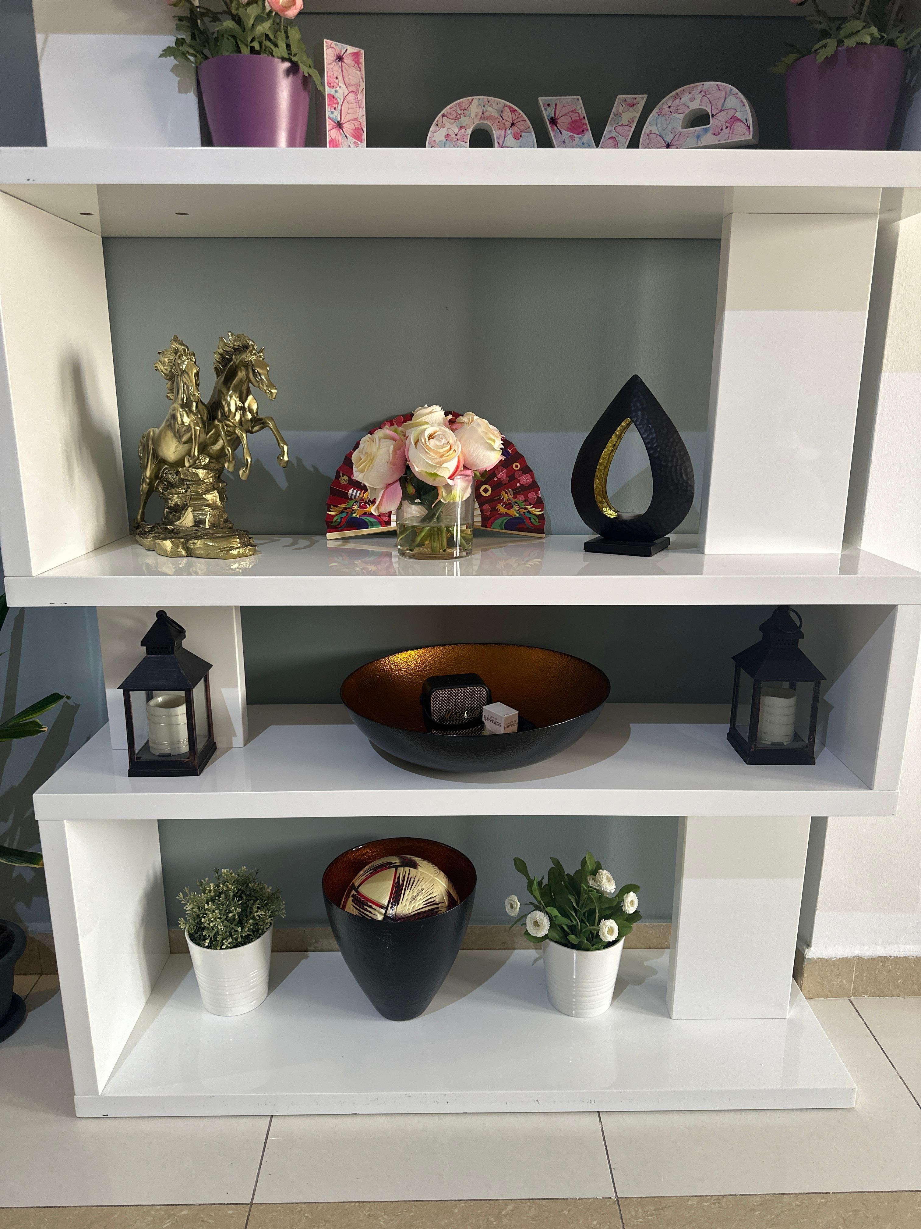 Only Decor item on Sale. Except LOVE, Teddy and Transparent Vase - Image 3