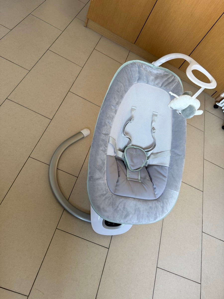 Like New! Momcozy CocoSway 3D-Motion Baby Swing + Remote - Image 2