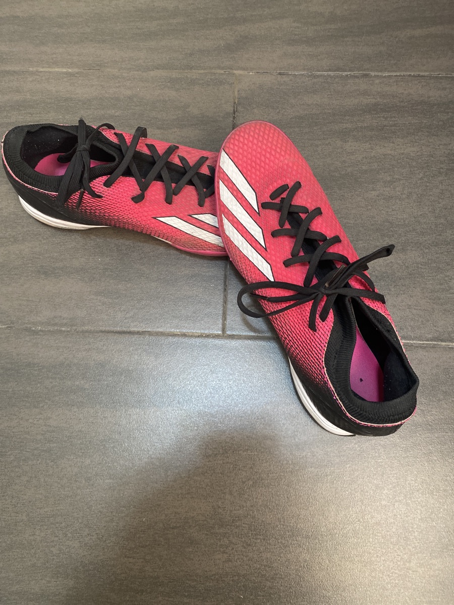 Adidas Pink Football Shoe - Image 3