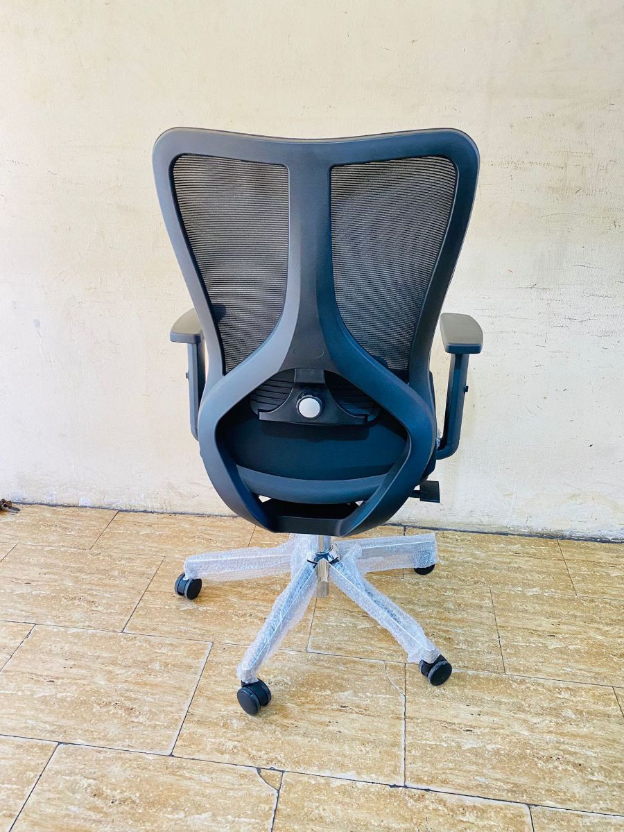 Used office furniture buy sell in Qatar 55157083 - Image 10