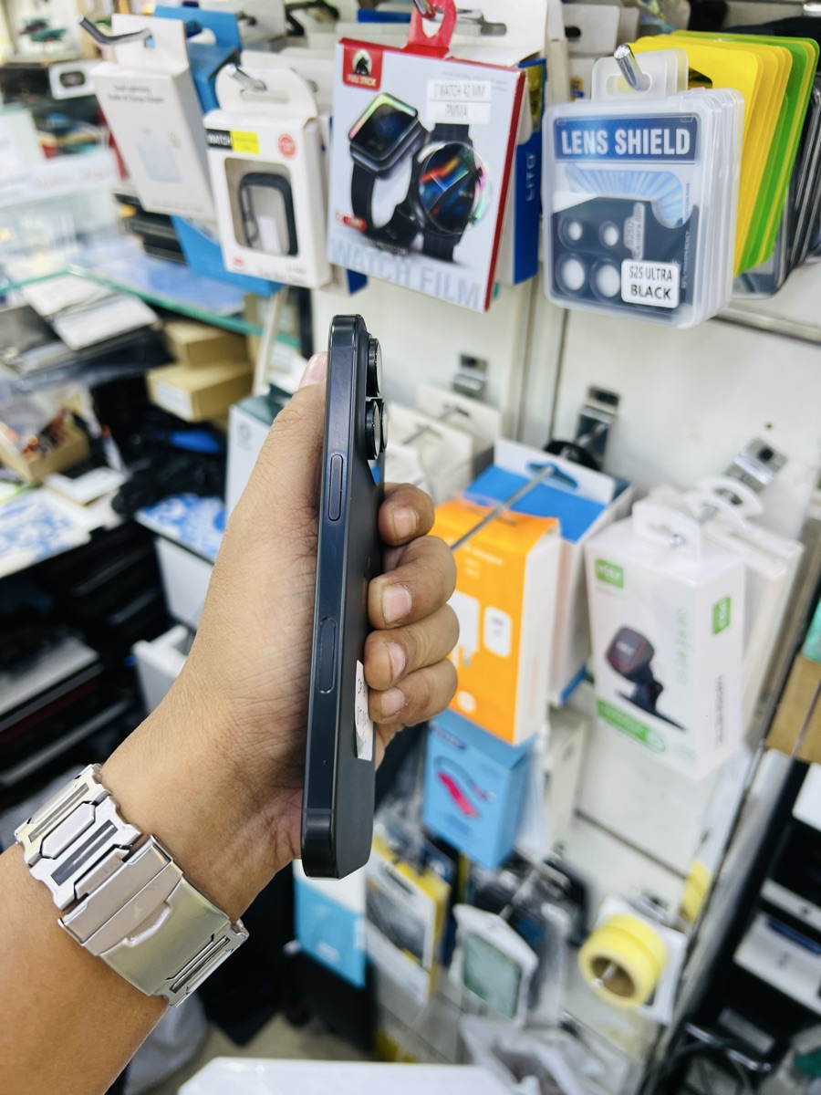 iPhone 16pro - Image 2
