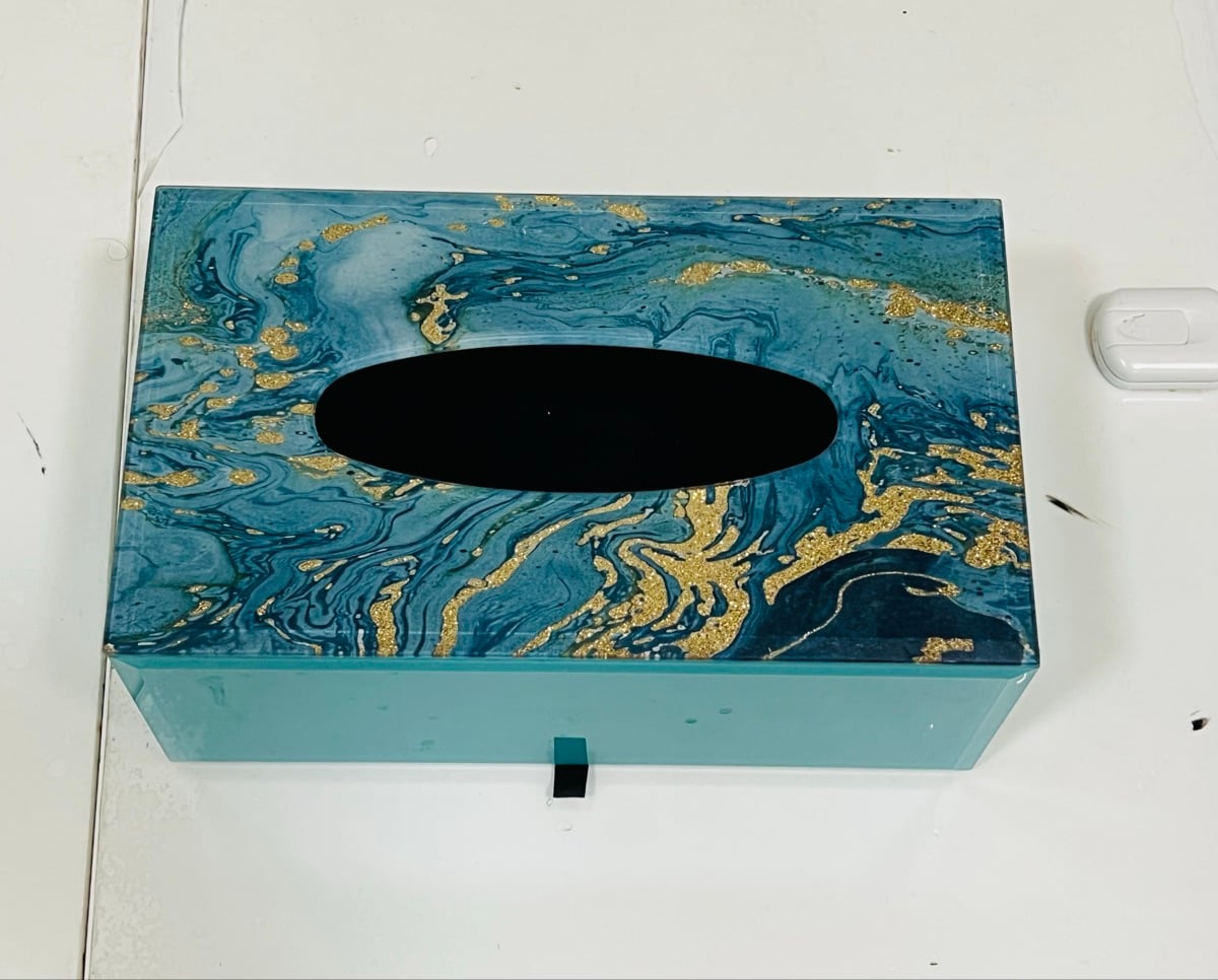 Marble Textured Tissue Box - Image 4