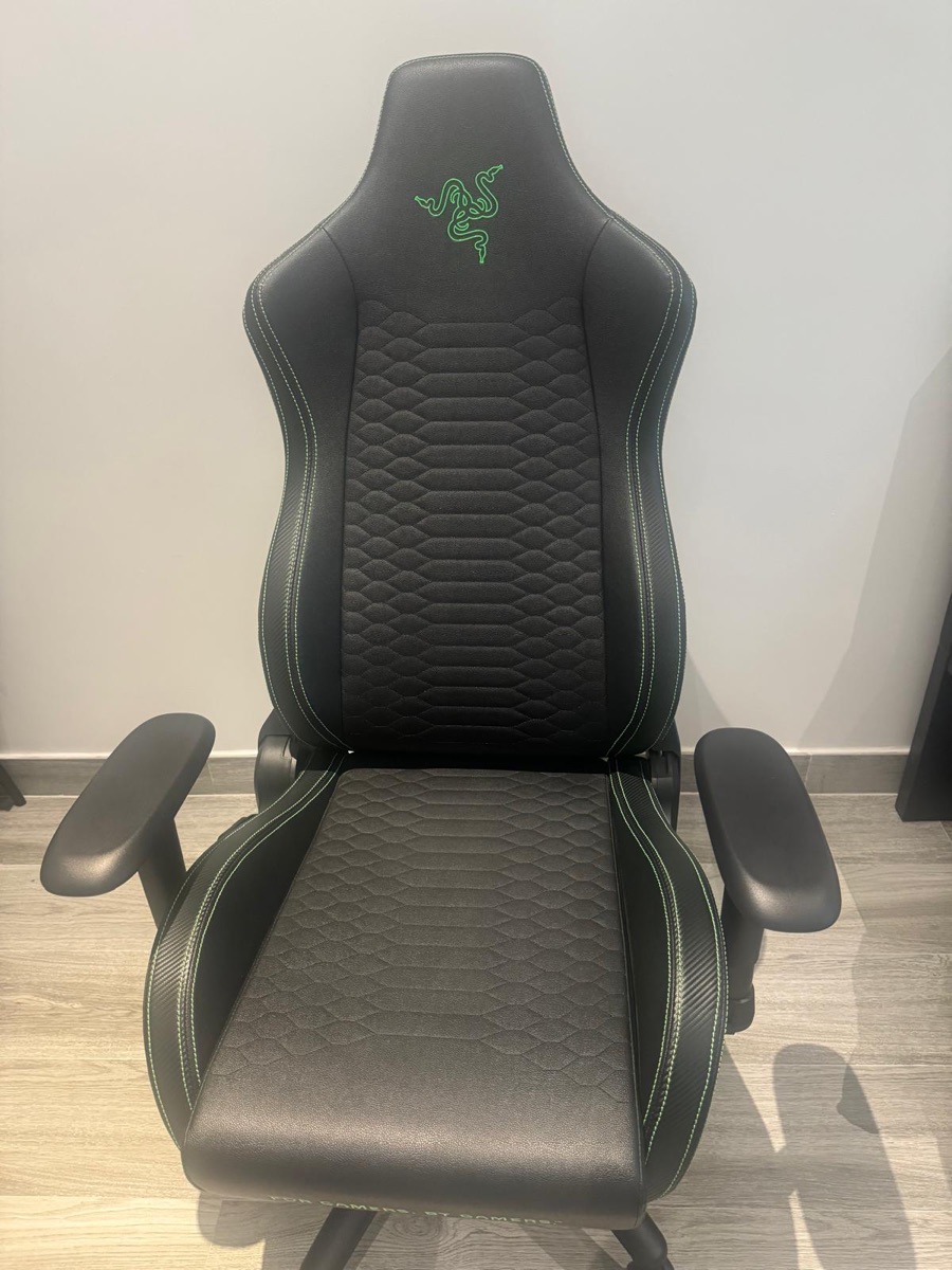 Brand new Razer gaming chair - Image 1
