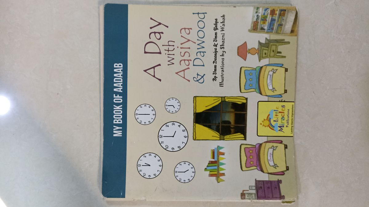 Books - Image 11