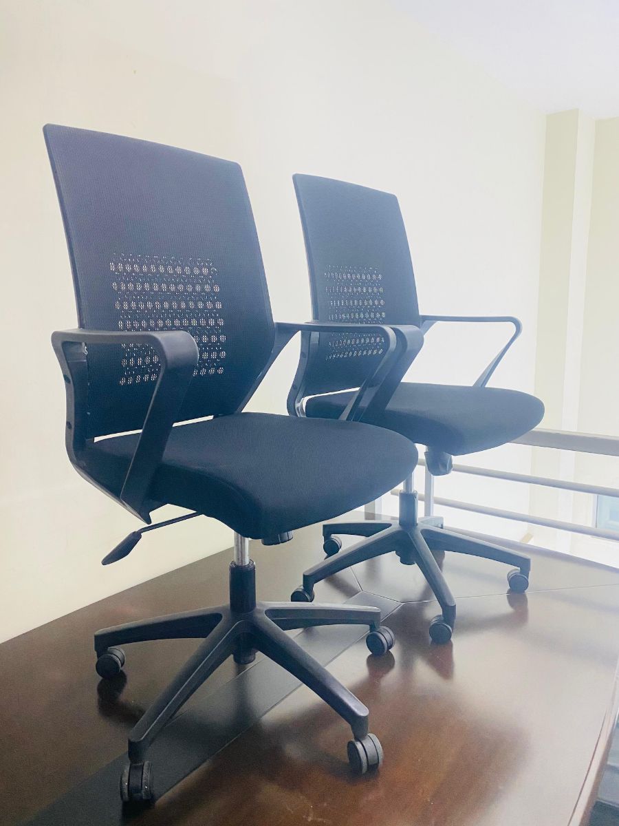 Used office furniture buy and selling - Image 13
