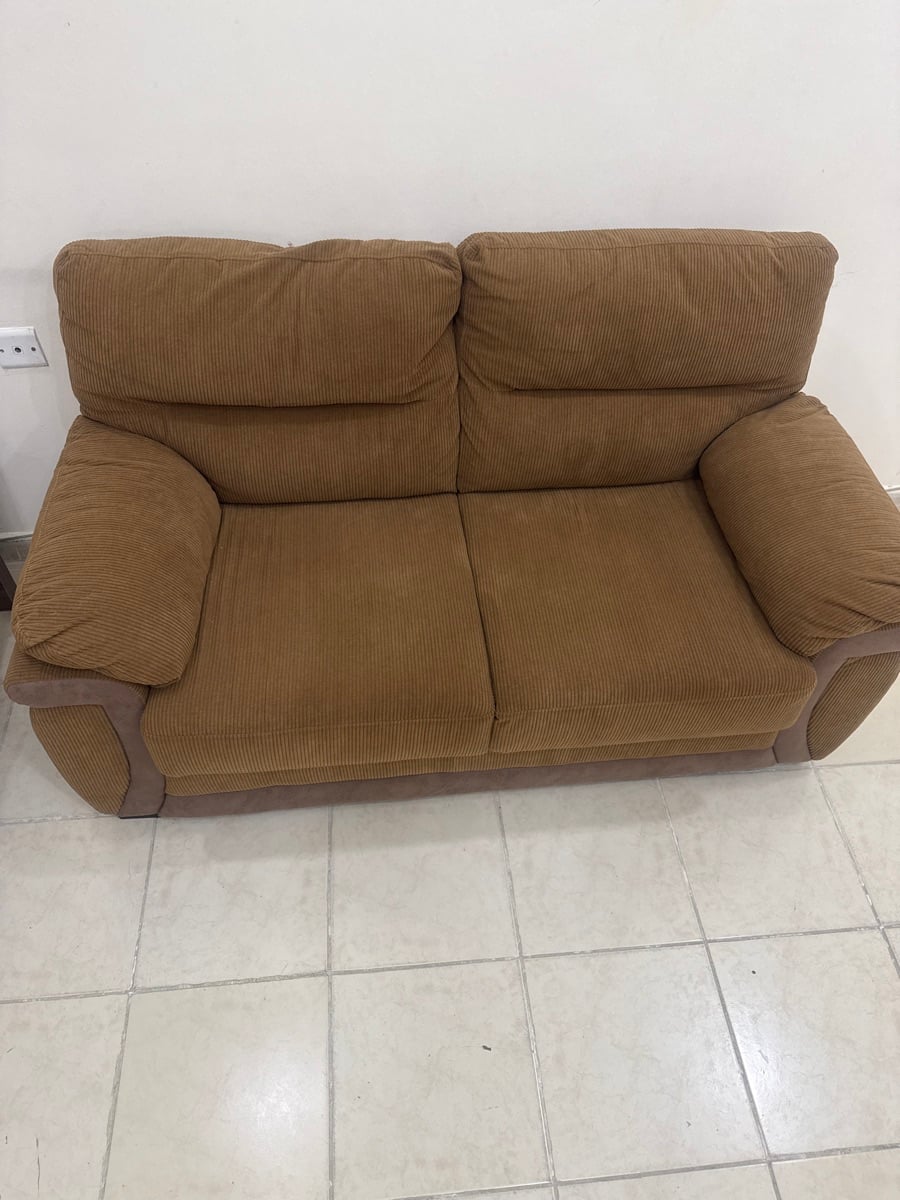 2 seater pan emirates sofa - Image 3