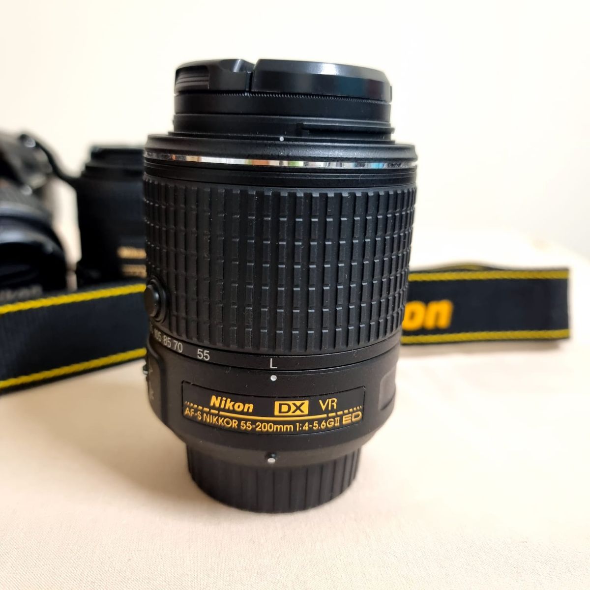 Digital SLR CAMERA - Image 2