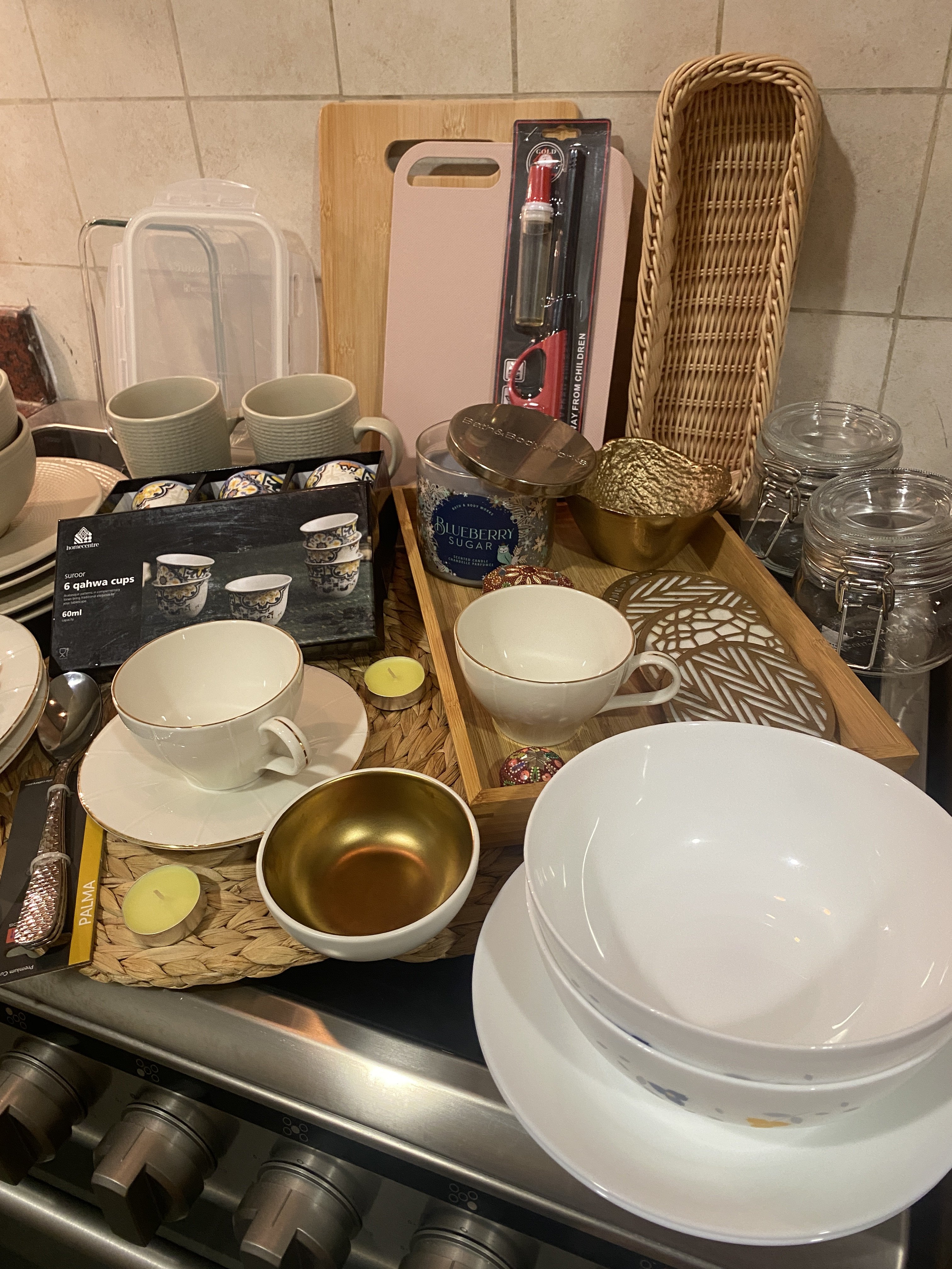 Kitchen Starter Set – Plates, Cups, Trays & More - Image 1