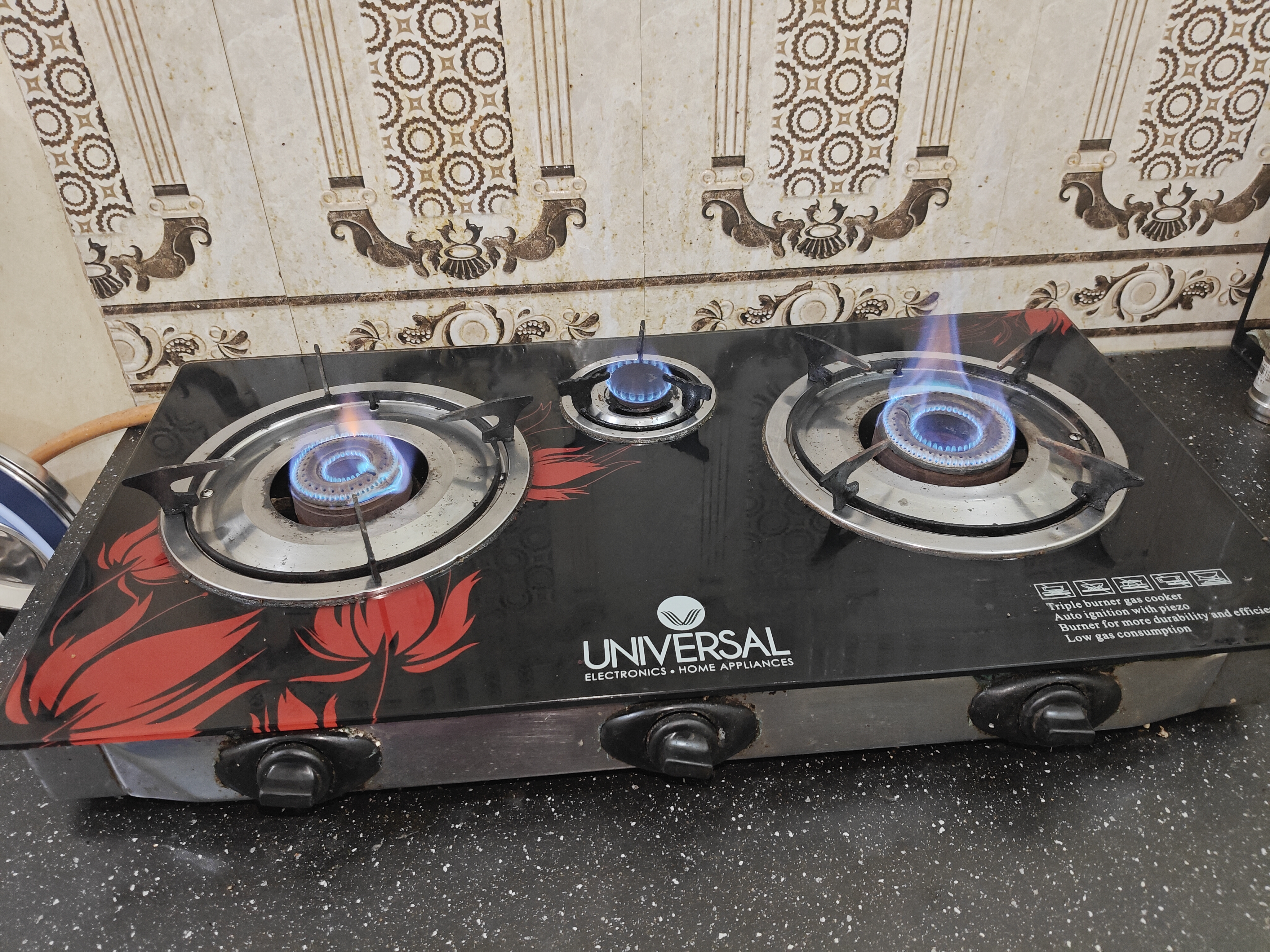 Kids items & gas stove  - Image 9
