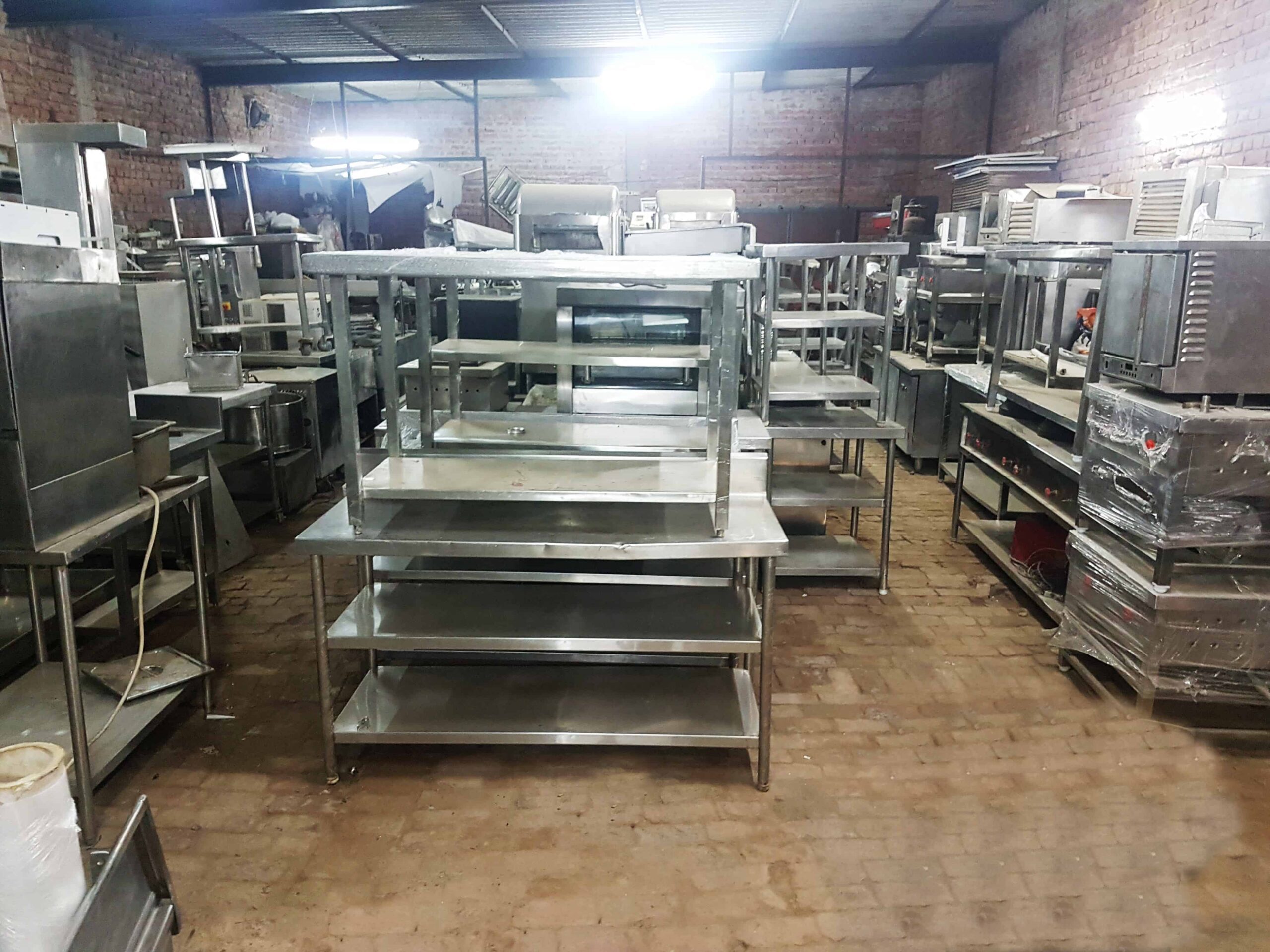 Multiple Commercial Kitchen equipment available for sale - Image 3