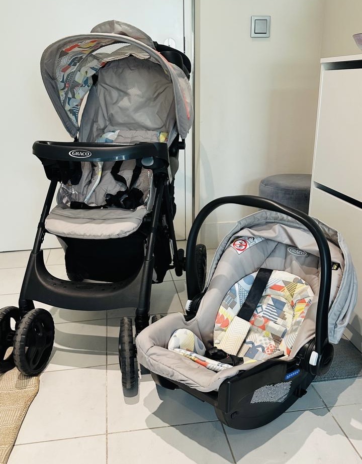 Graco Comfy Cruiser Travel System - Like New (Stroller + Car Seat) - Image 6