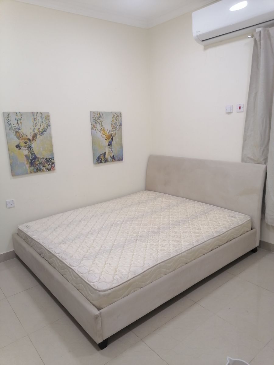 For sale "The one" brand bed - Image 4