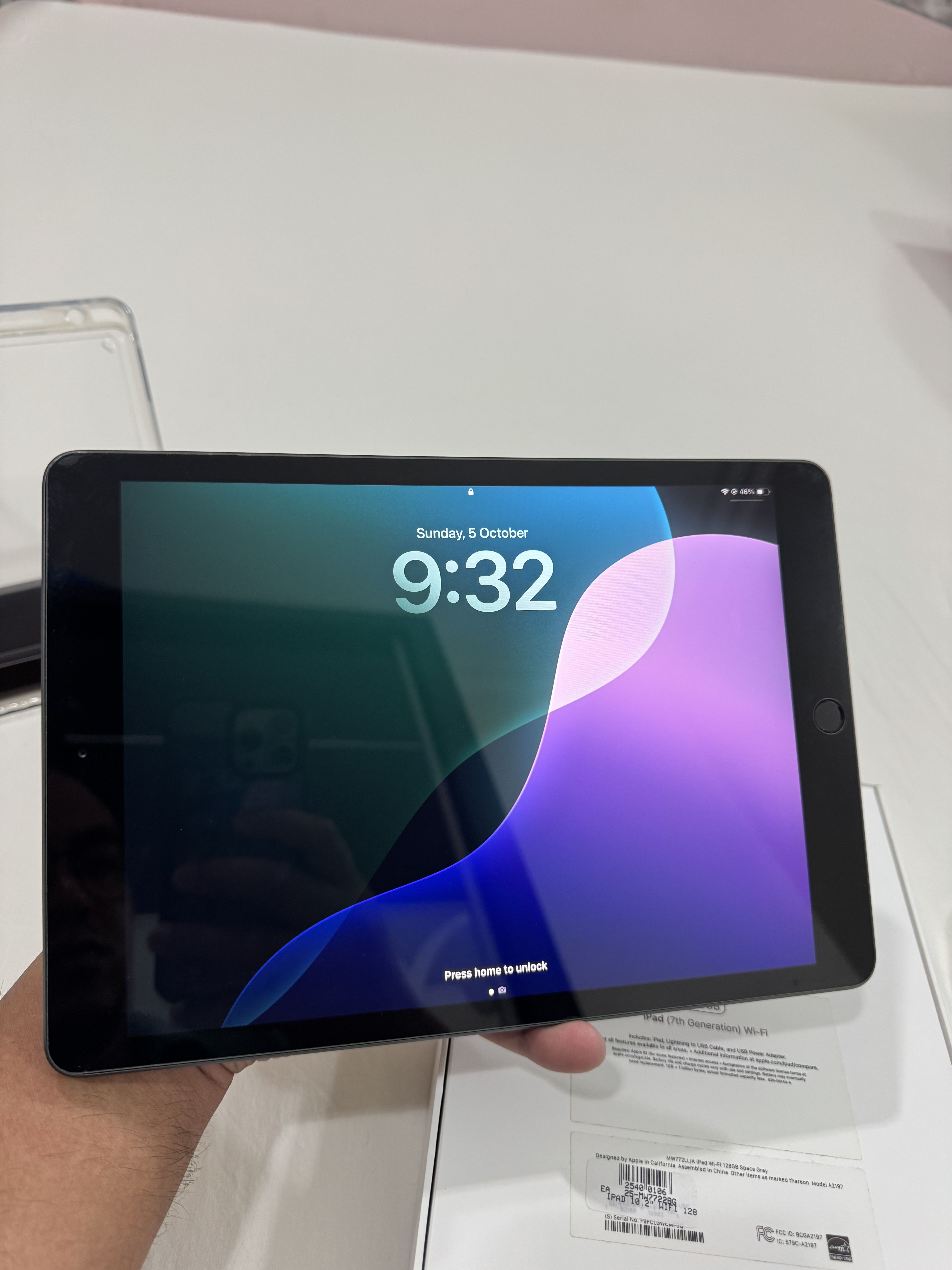 iPad 7th Gen 10.2" 128gb - Image 5