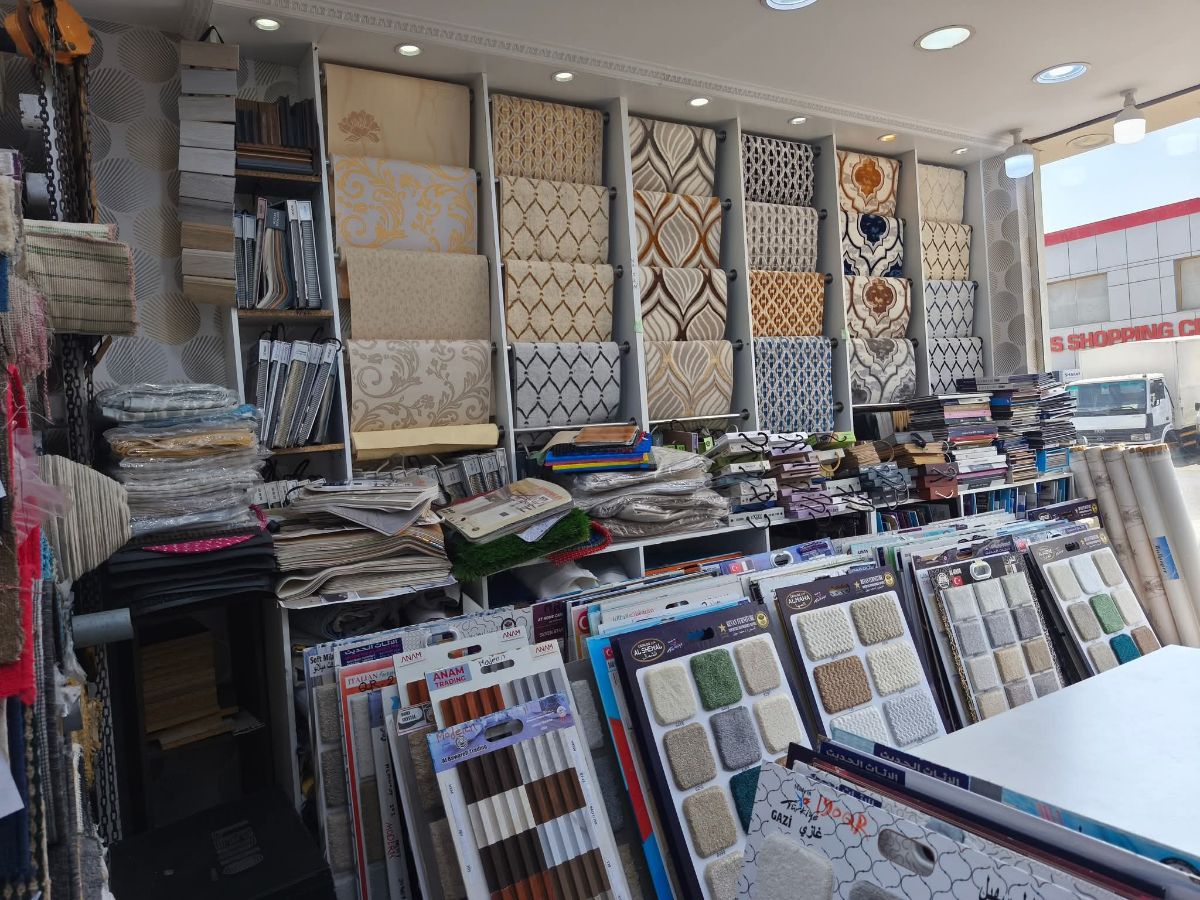 Curtain and sofa carpet - Image 12