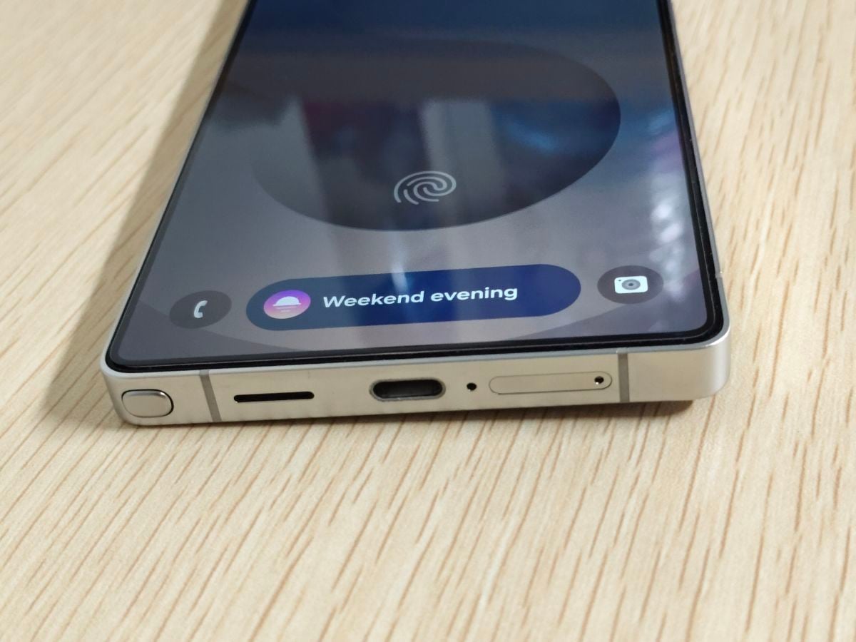 Samsung S25 Ultra 12-256 New 20days used - Image 1