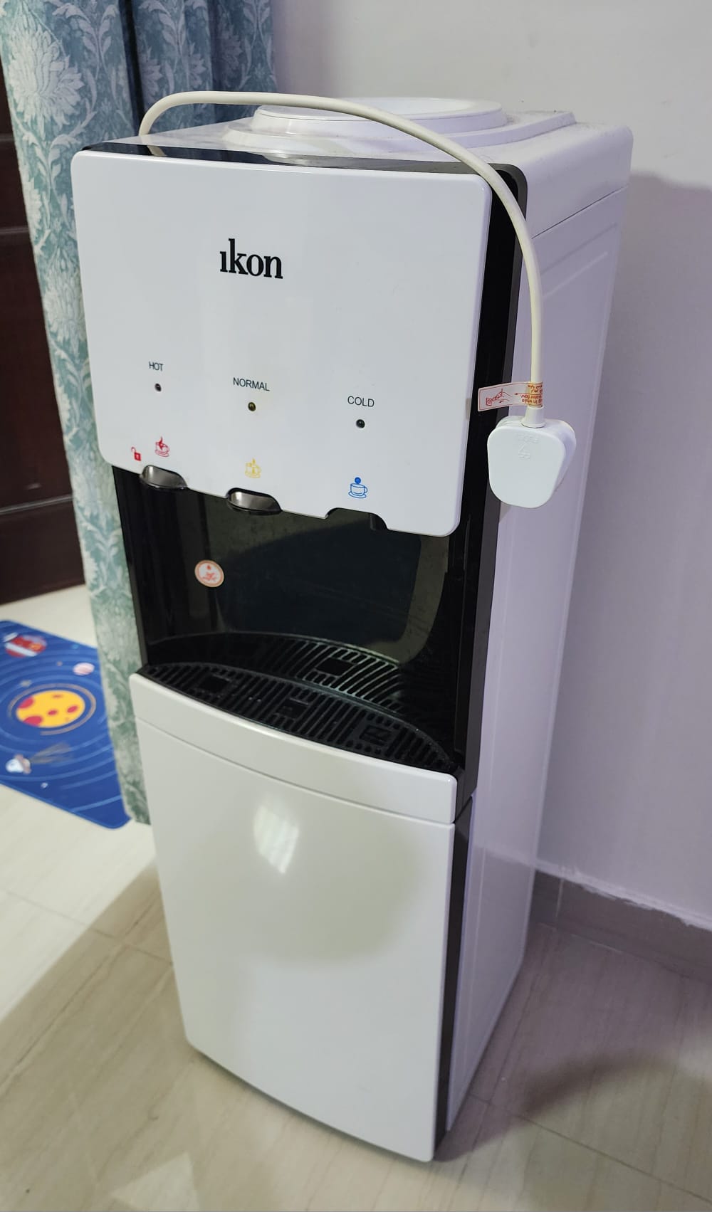 WATER DISPENSOR- TOP  - Image 2