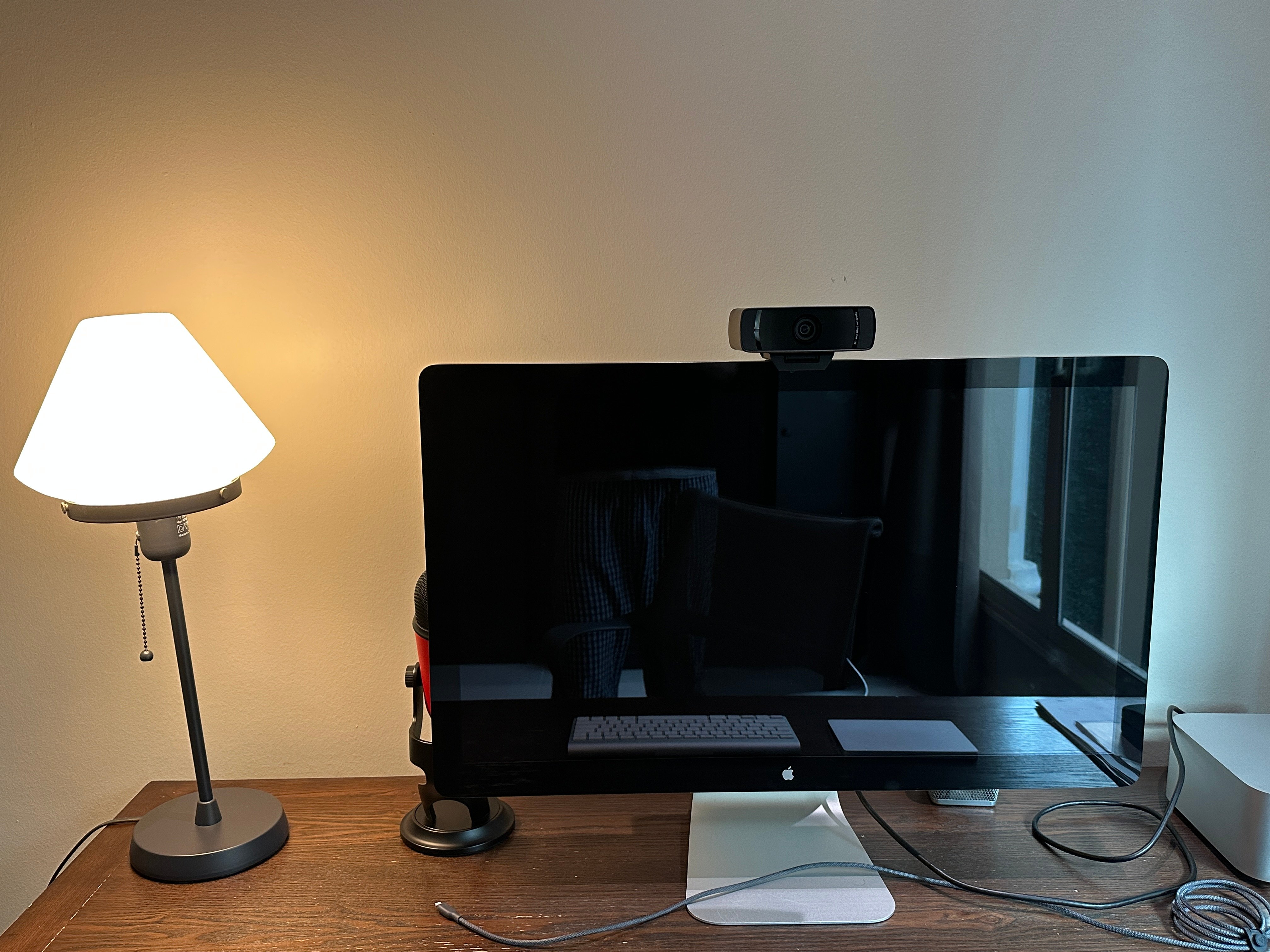 Apple Cinema Display-Desktop Monitor - Image 3