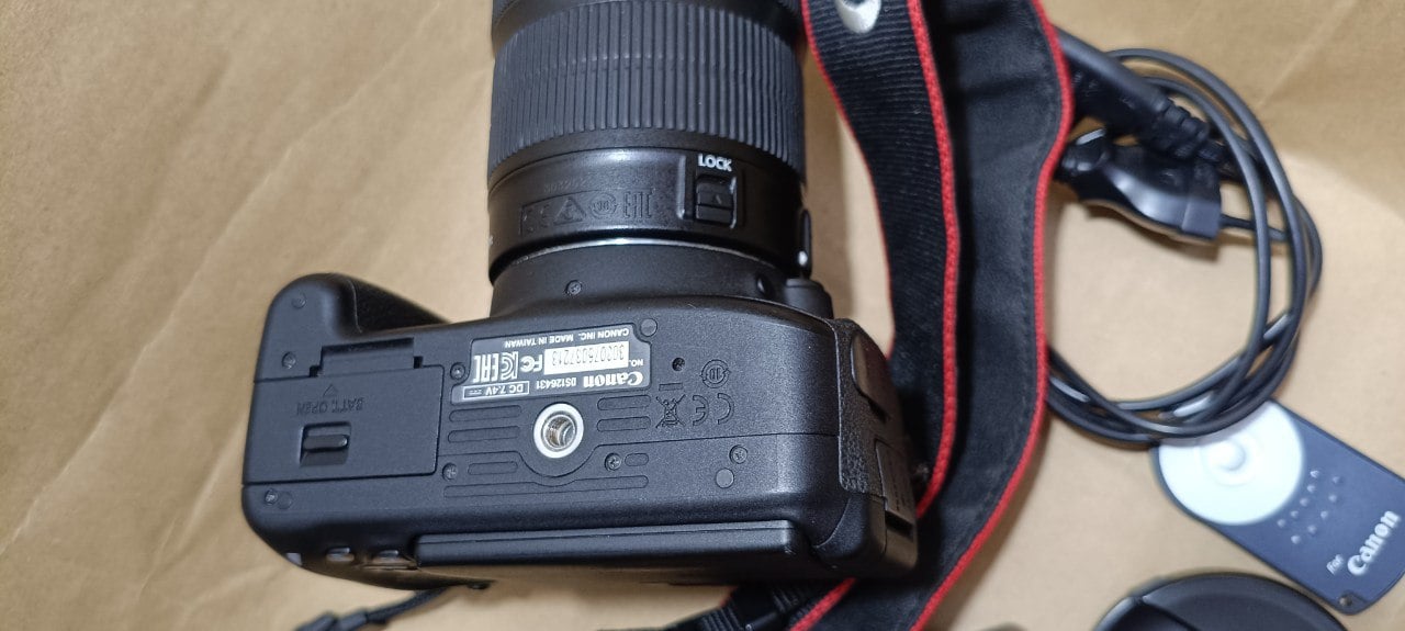 Canon 700D  camera +18-135 Lens . for sale  in perfect condition. - Image 3