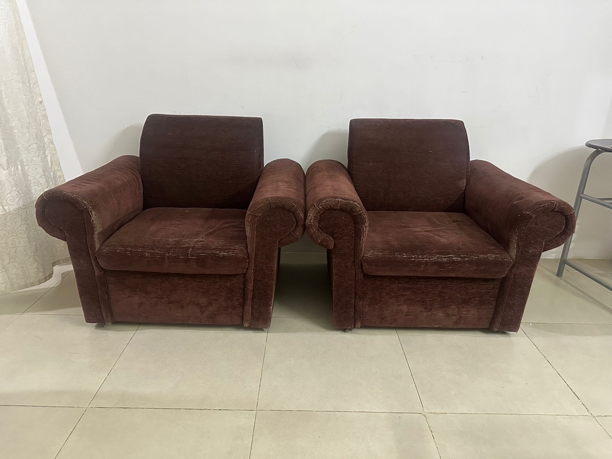 single sofa - Image 3
