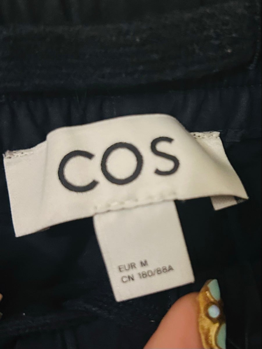 COS men’s casual pants - Image 2