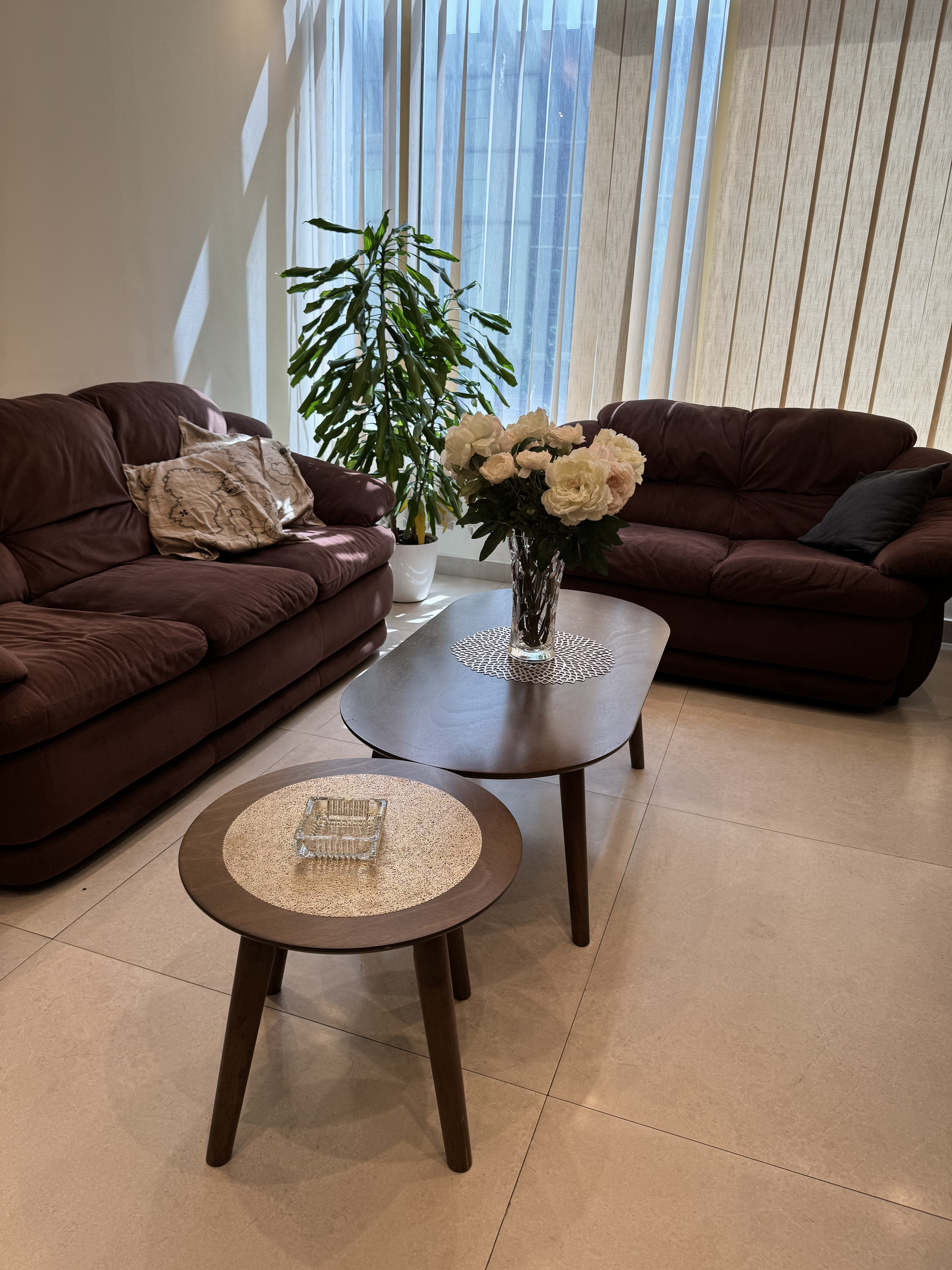 2 tables - Image 2