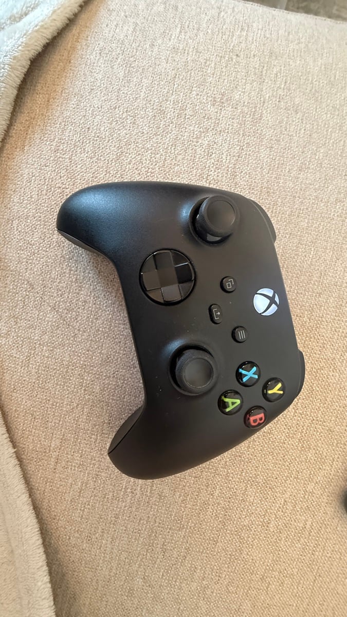 Xbox Series X - Image 3