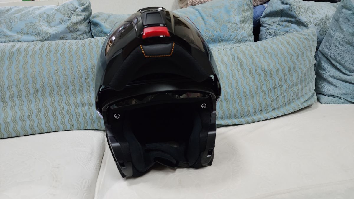 Schuberth C5 Helmet - Image 6