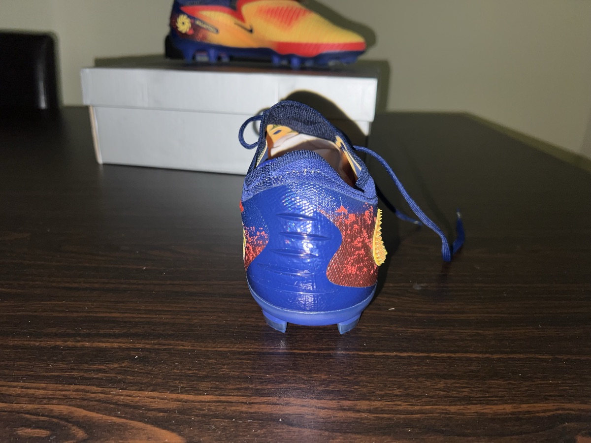 Nike Phantom 6 Elite - Erling Haaland - Image 2