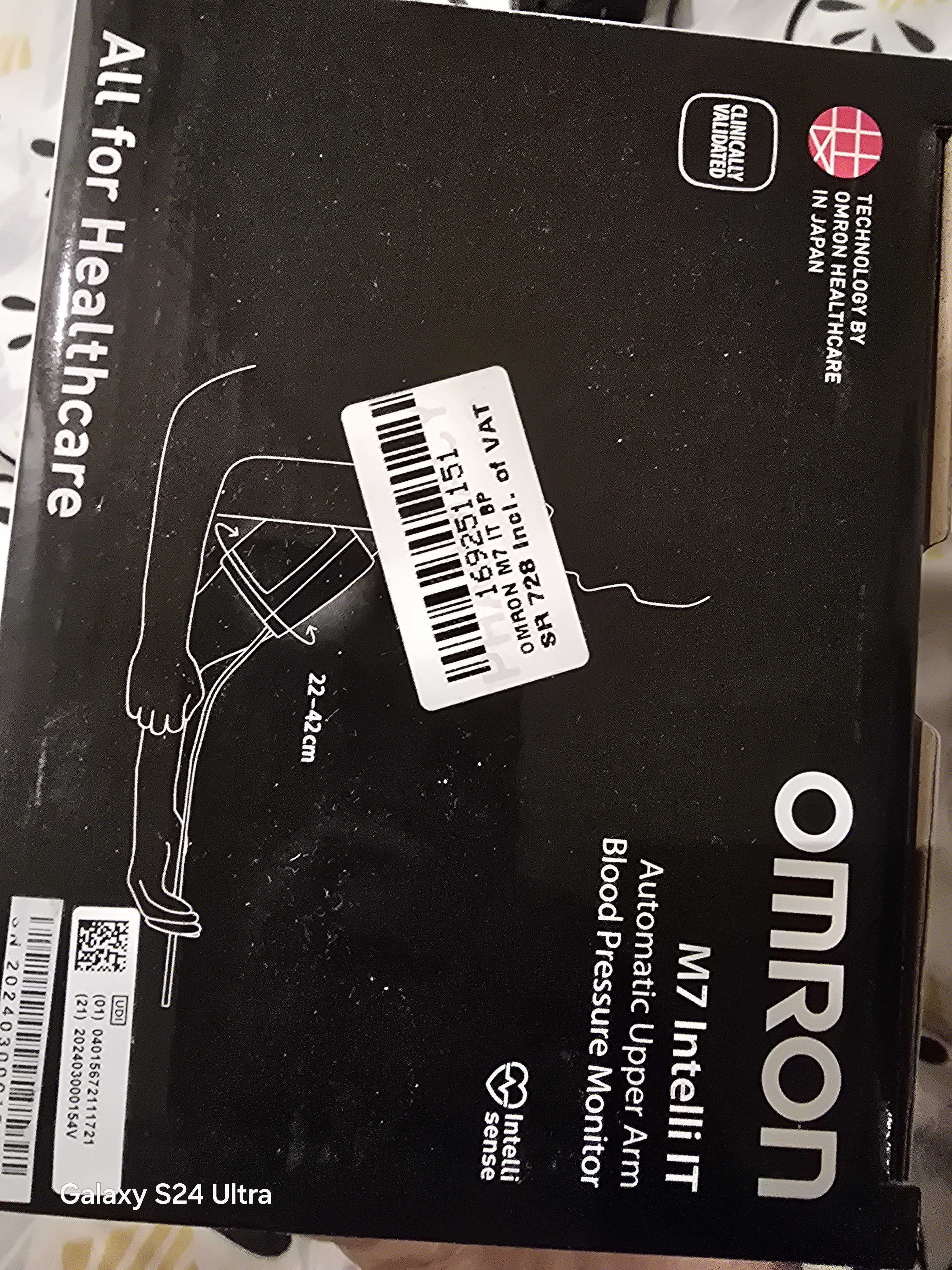 Omron blood pressure monitor M7 Intelli IT - Image 2