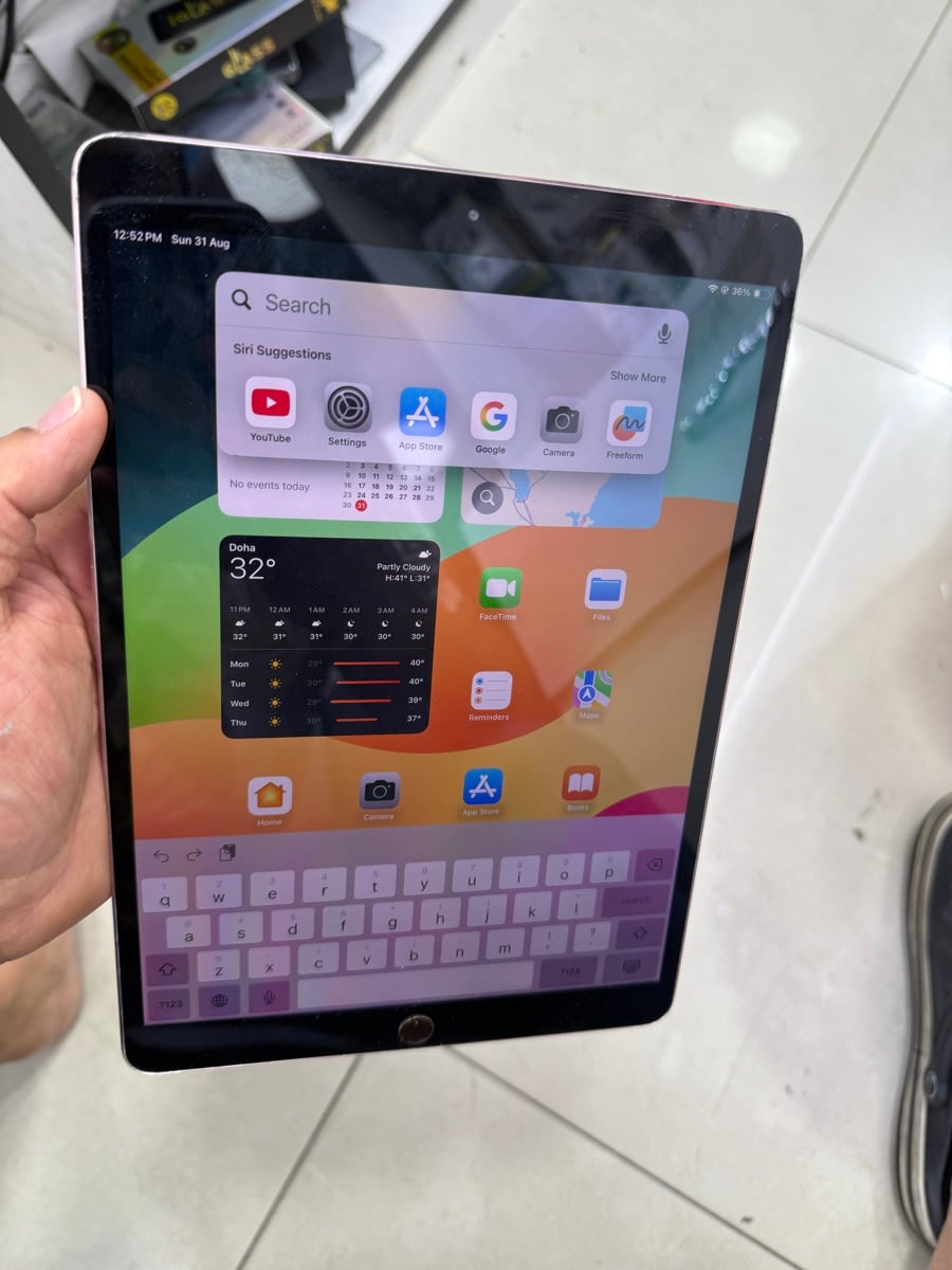 IPad Pro 10.5 256gb - Image 1