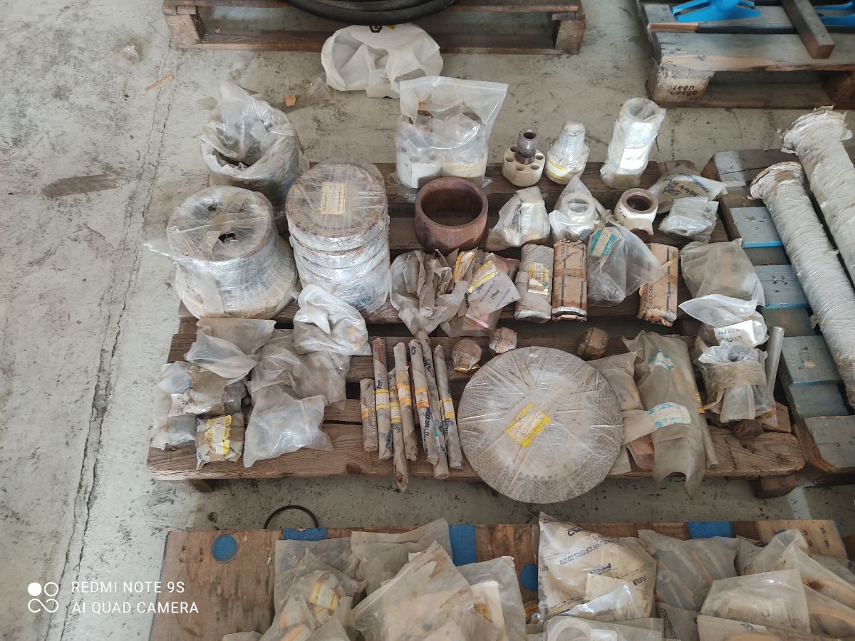 Parts for Furukawa hydraulic hammer - Image 5