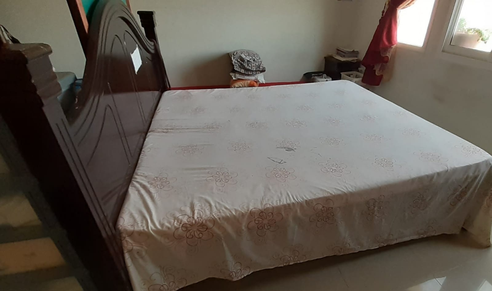  Cot/Bed / Majlis / Study Table / Chair  - Image 2