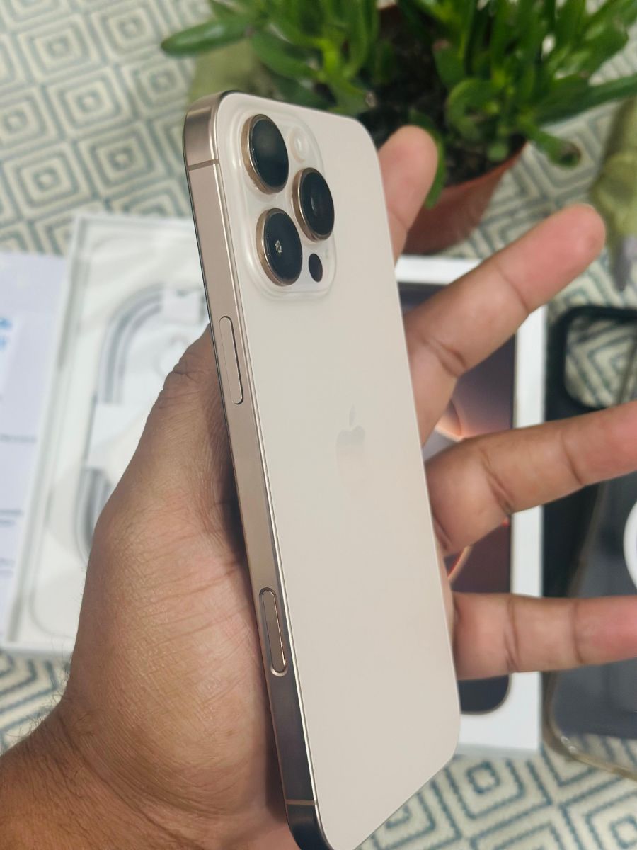 Iphone 16 pro max 256 gb like a new condition - Image 3