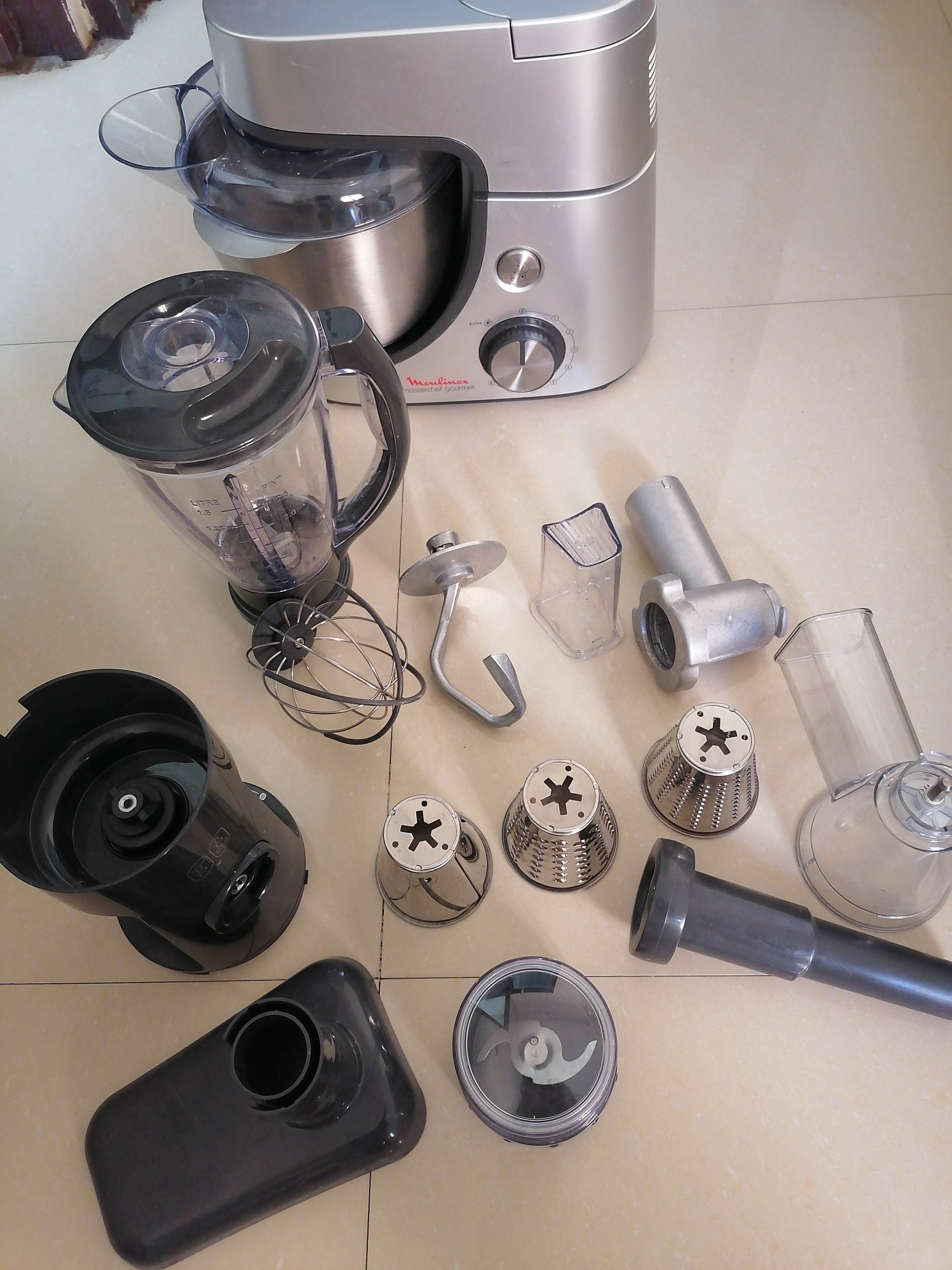 Moulinex Kitchen Machine 1100 Watts  - Image 6