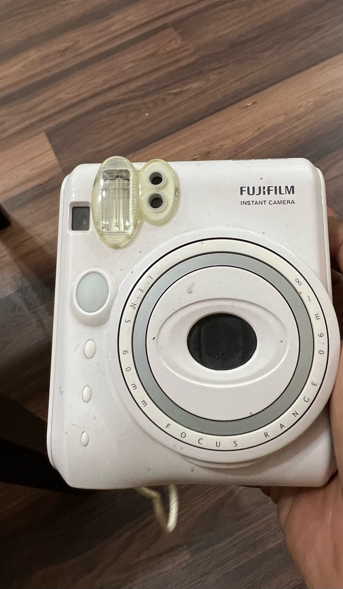 Fuji instant camera instax - Image 1