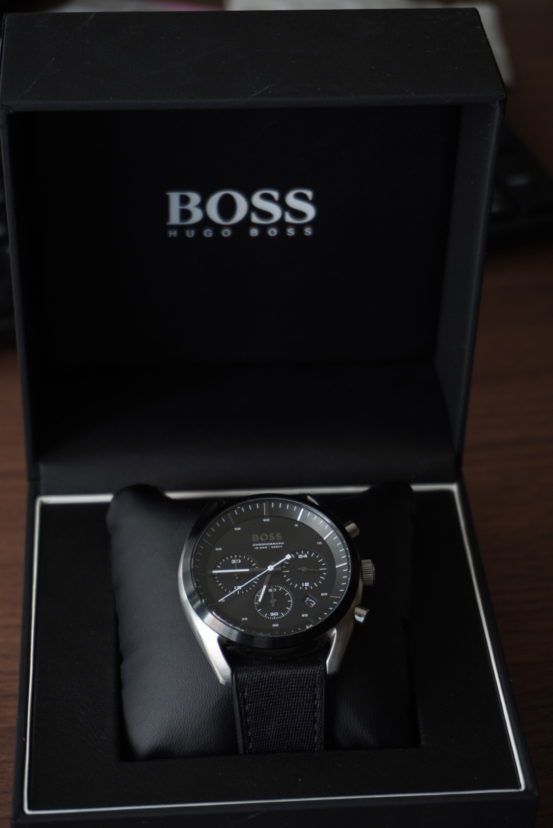 BOSS watches with box and papers - Image 6