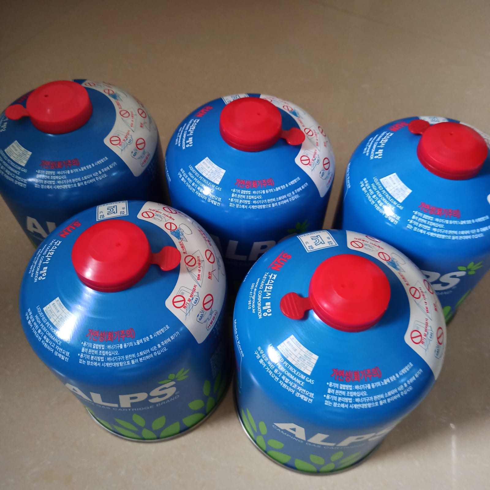 Brand New Camping Gas Never used All 5 Pcs 100 QR  - Image 2