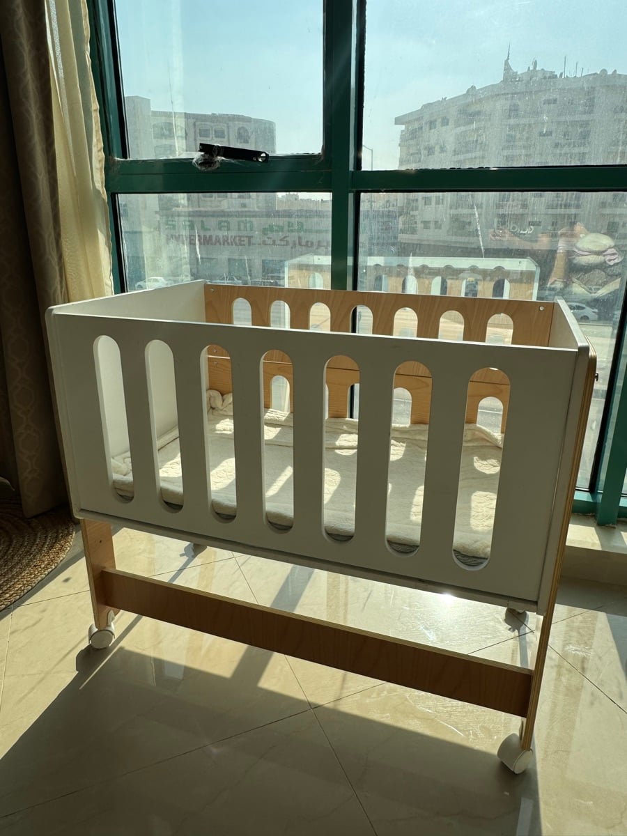 Convertible baby cots/cribs - Image 4