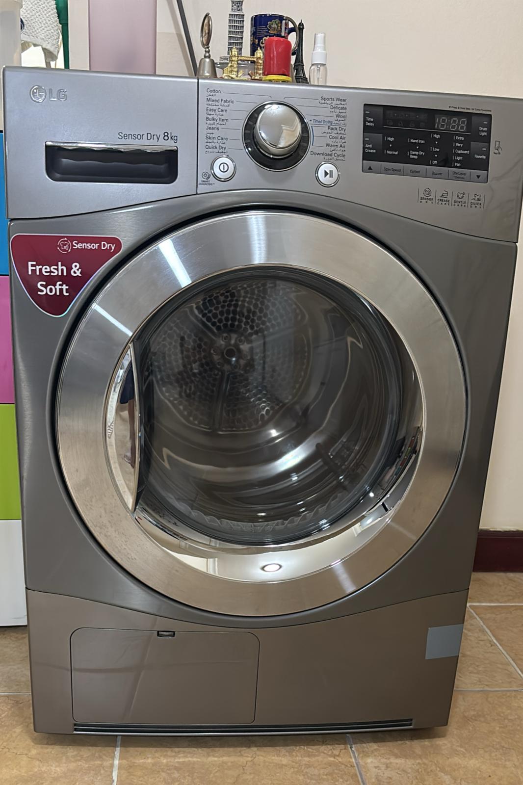 **LG Dryer for Sale – 250 QAR** - Image 1