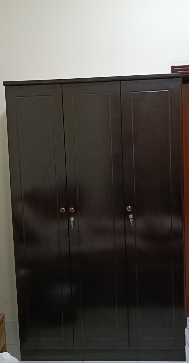 Big wardrobe - Image 1