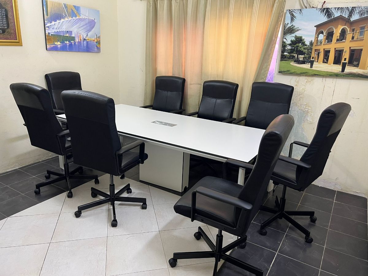 Used office desk and chair buy sell in qatar 55157083 - Image 20