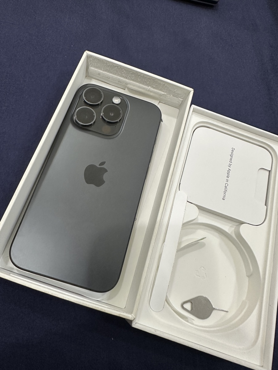 iPhone 15 Pro - Image 1