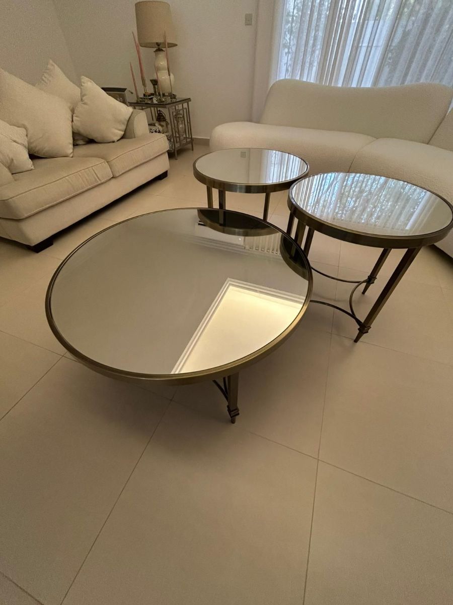 Luxury Console with tables from the One - Image 2