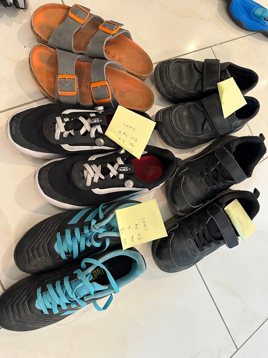 Foot ball shoes - Image 2