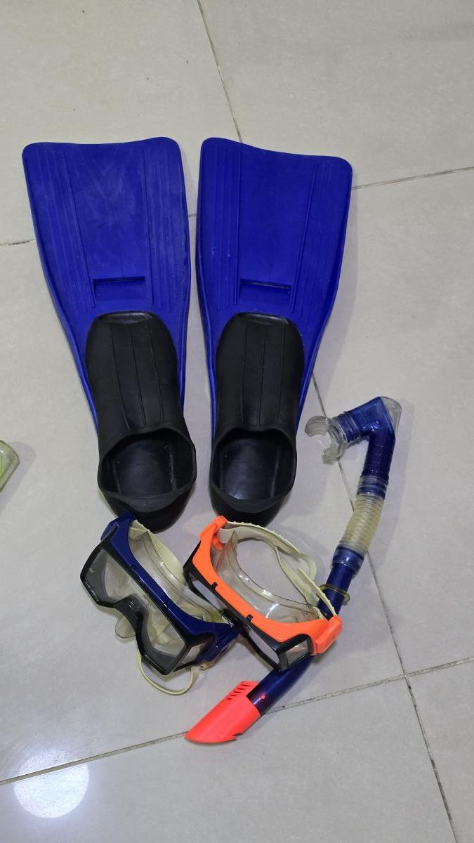 SPEEDO - Dual Lenses Mask, Snorkel and Fins Diving Set (SWIMMING & SCUBA) INCLUDING OTHER SCUBA SET AND FINS - Image 3